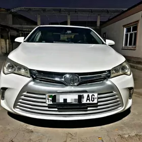 Toyota Camry 2016