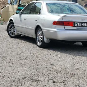 Toyota Camry 2000