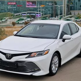 Toyota Camry 2020