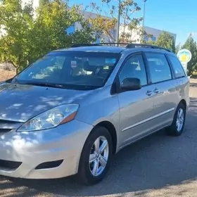 Toyota Sienna 2007