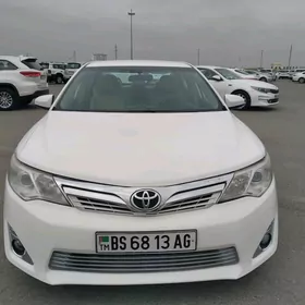 Toyota Camry 2012