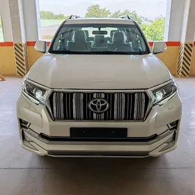 Toyota Land Cruiser Prado 2023