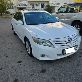 Toyota Camry 2010