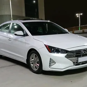 Hyundai Elantra 2020