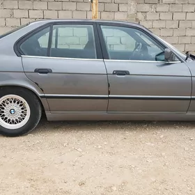 BMW 525 1991