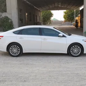 Toyota Avalon 2013