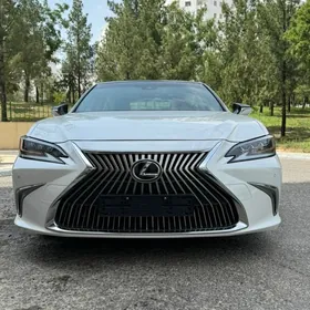 Lexus ES 350 2019