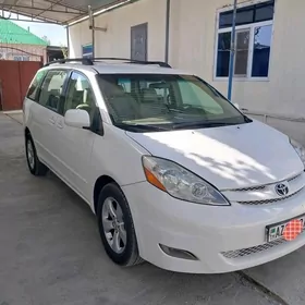 Toyota Sienna 2006