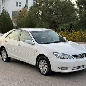 Toyota Camry 2005