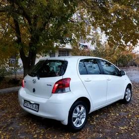 Toyota Yaris 2010