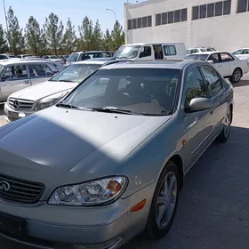 Infiniti I30 2001