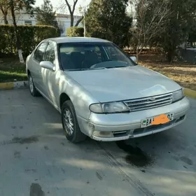 Nissan Bluebird 1996