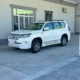 Toyota Land Cruiser Prado 2019