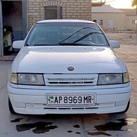 Opel Vectra 1989