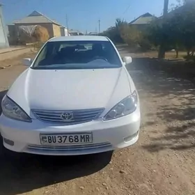 Toyota Camry 2003