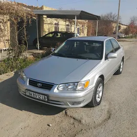 Toyota Camry 2000