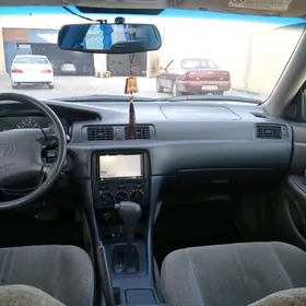 Toyota Camry 2001