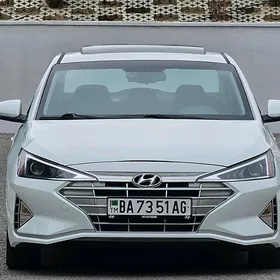 Hyundai Elantra 2020