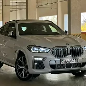 BMW X6 M 2022