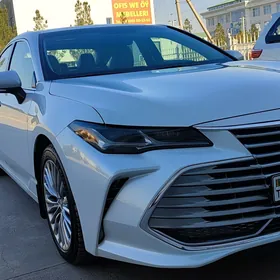 Toyota Avalon 2018