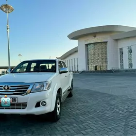 Toyota Hilux 2013