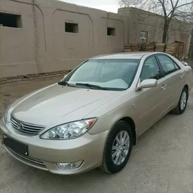 Toyota Camry 2005