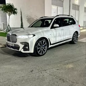 BMW X7 2020