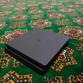 Playstation 4 slim 1 tb