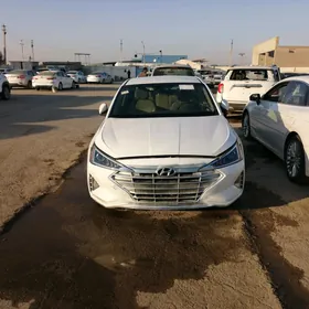 Hyundai Elantra 2019