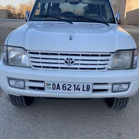 Toyota Land Cruiser Prado 2002