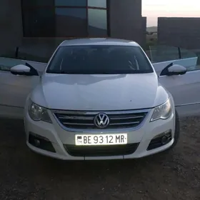 Volkswagen CC 2011