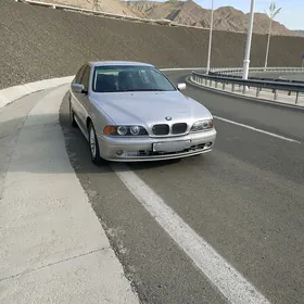 BMW E39 2002