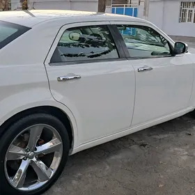 Chrysler 300 2010