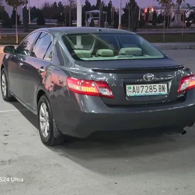 Toyota Camry 2010