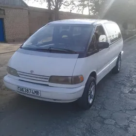 Toyota Previa 1992