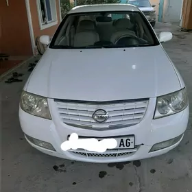 Nissan Sunny 2011