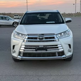 Toyota Highlander 2019