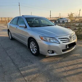 Toyota Camry 2010