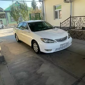 Toyota Camry 2005