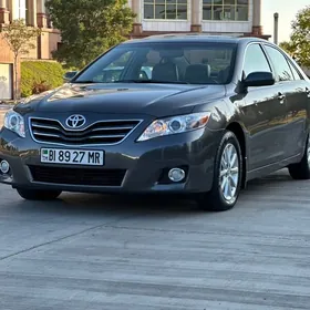 Toyota Camry 2010