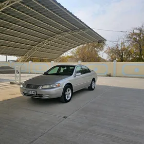 Toyota Camry 1997