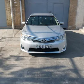 Toyota Camry 2014