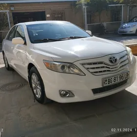 Toyota Camry 2011