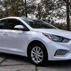 Hyundai Accent 2018