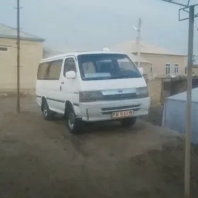 Toyota Hiace 1993