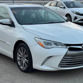 Toyota Camry 2017