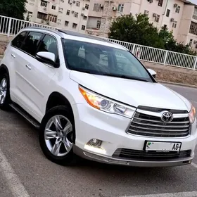 Toyota Highlander 2016