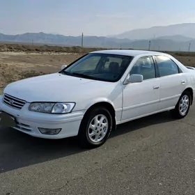 Toyota Camry 1998