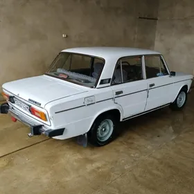 Lada 2106 1982