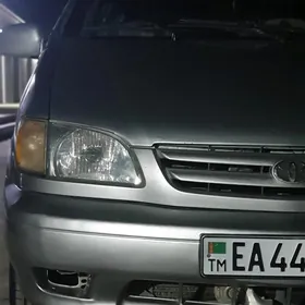 Toyota Sienna 2002